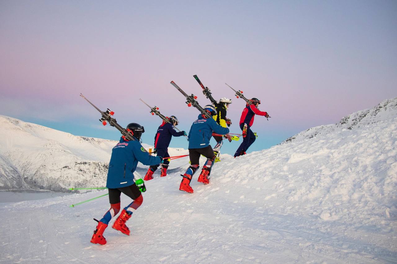 В Полярных Зорях стартовали новые этапы Кубка России по горнолыжному спорту
