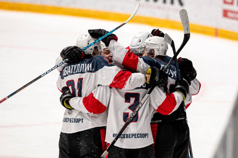 Заполярный хоккейный клуб «Арктика» вышел в плей-офф Национальной молодежной хоккейной лиги