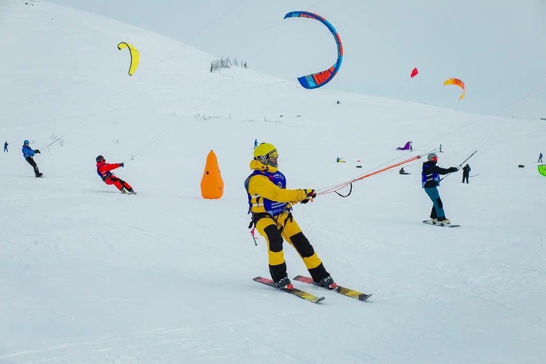 У подножия горы Эривейв вновь пройдет фестиваль зимних видов парусного спорта