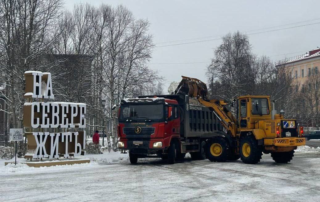 В Мурманской области 10 муниципалитетам закупили дополнительную уборочную технику