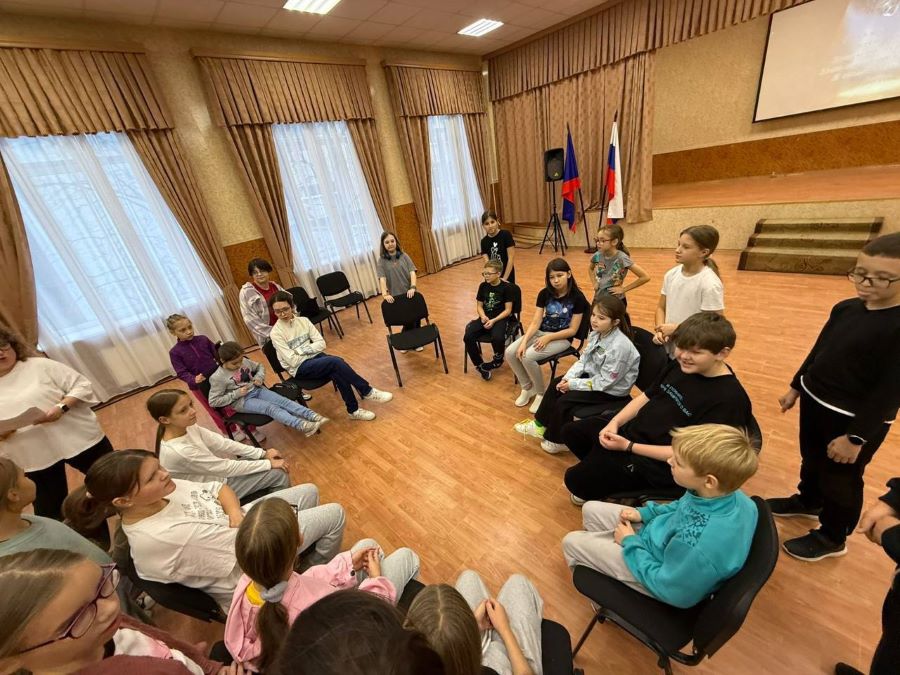 В период осенних каникул в Мурманской области для школьников организован активный и содержательный отдых